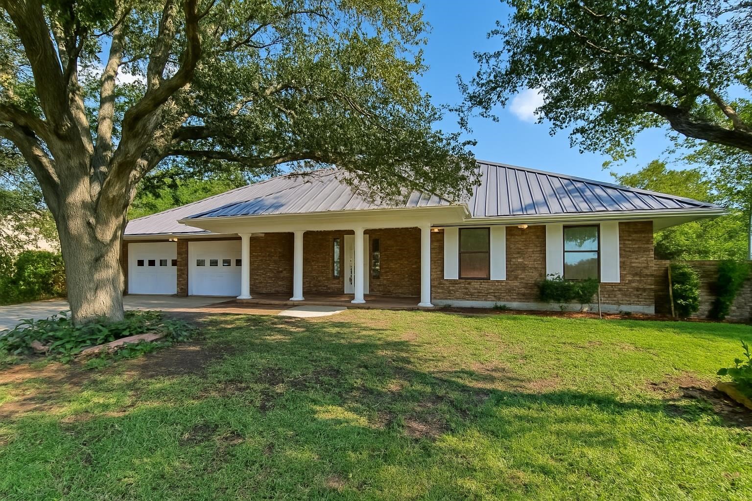405 Granite, Llano