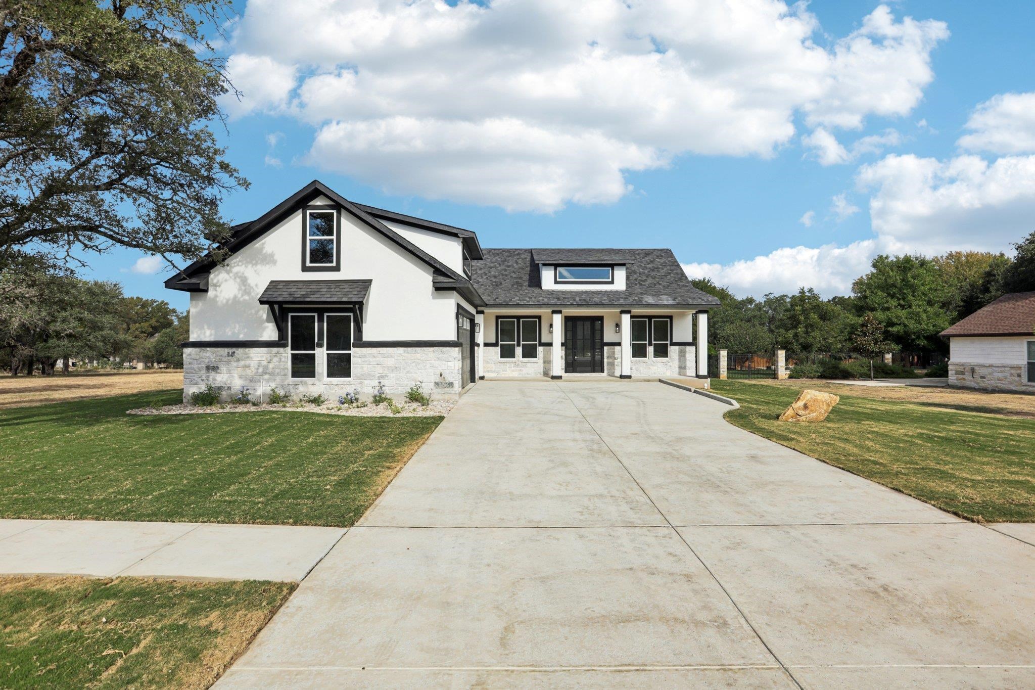 320 Yellow Ribbon, Burnet