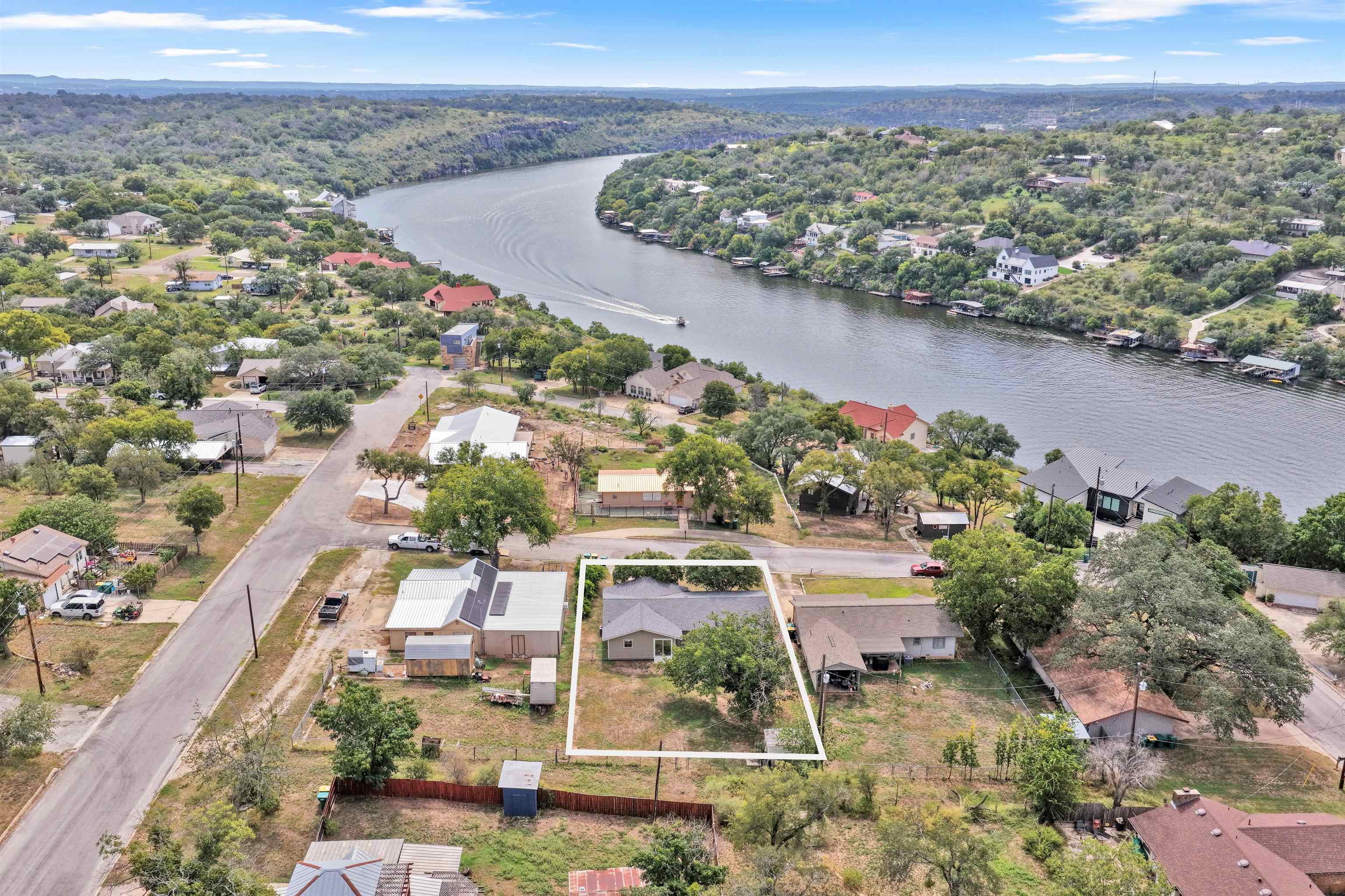 306 Avenue D, Marble Falls