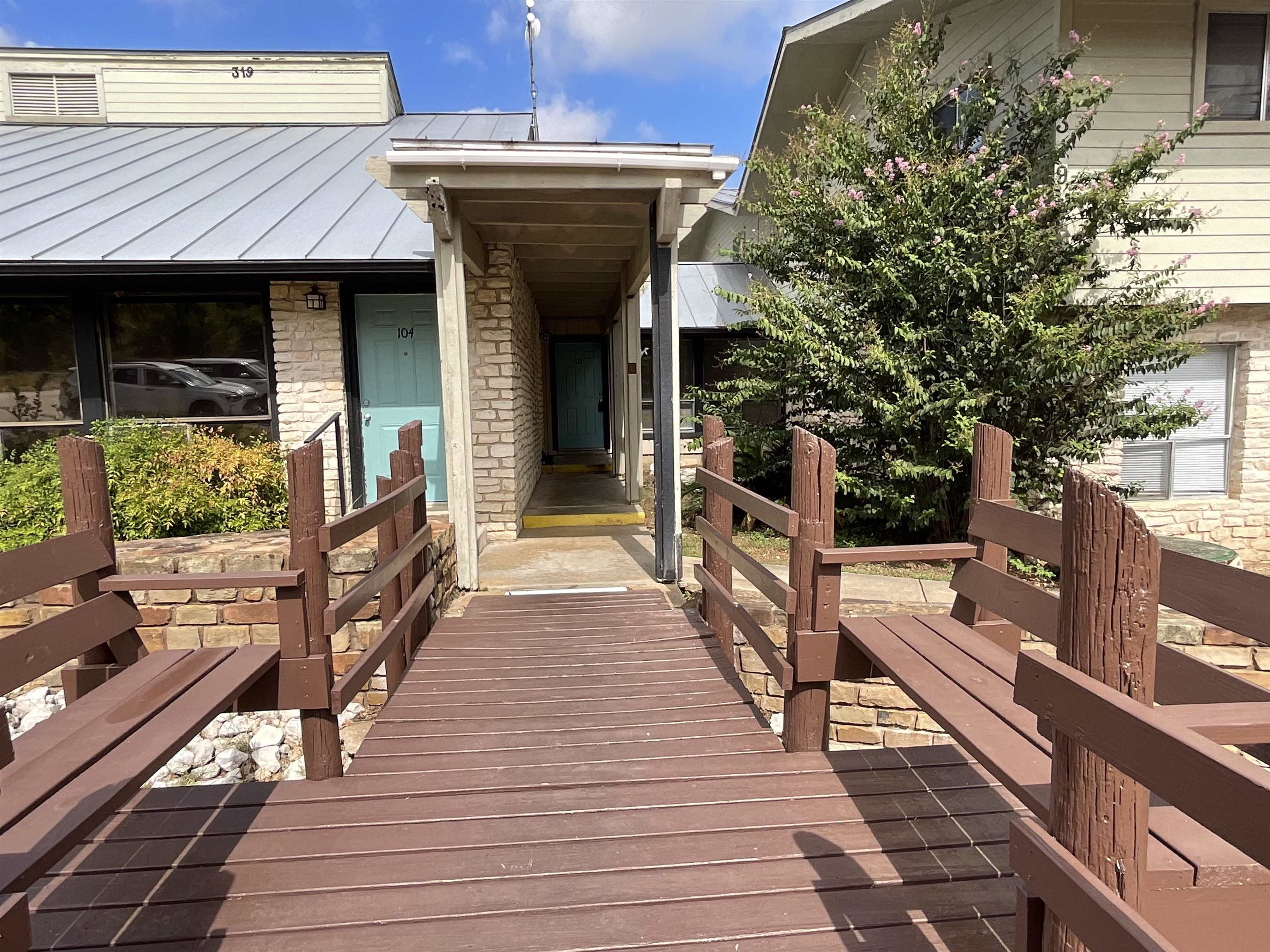 319 Clayton Nolen, Horseshoe Bay