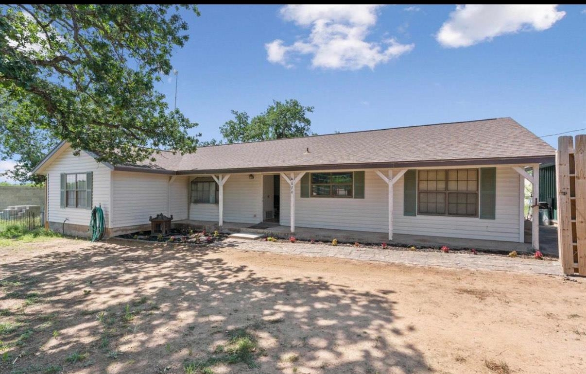 670 Woodland Acres Dr, Marble Falls