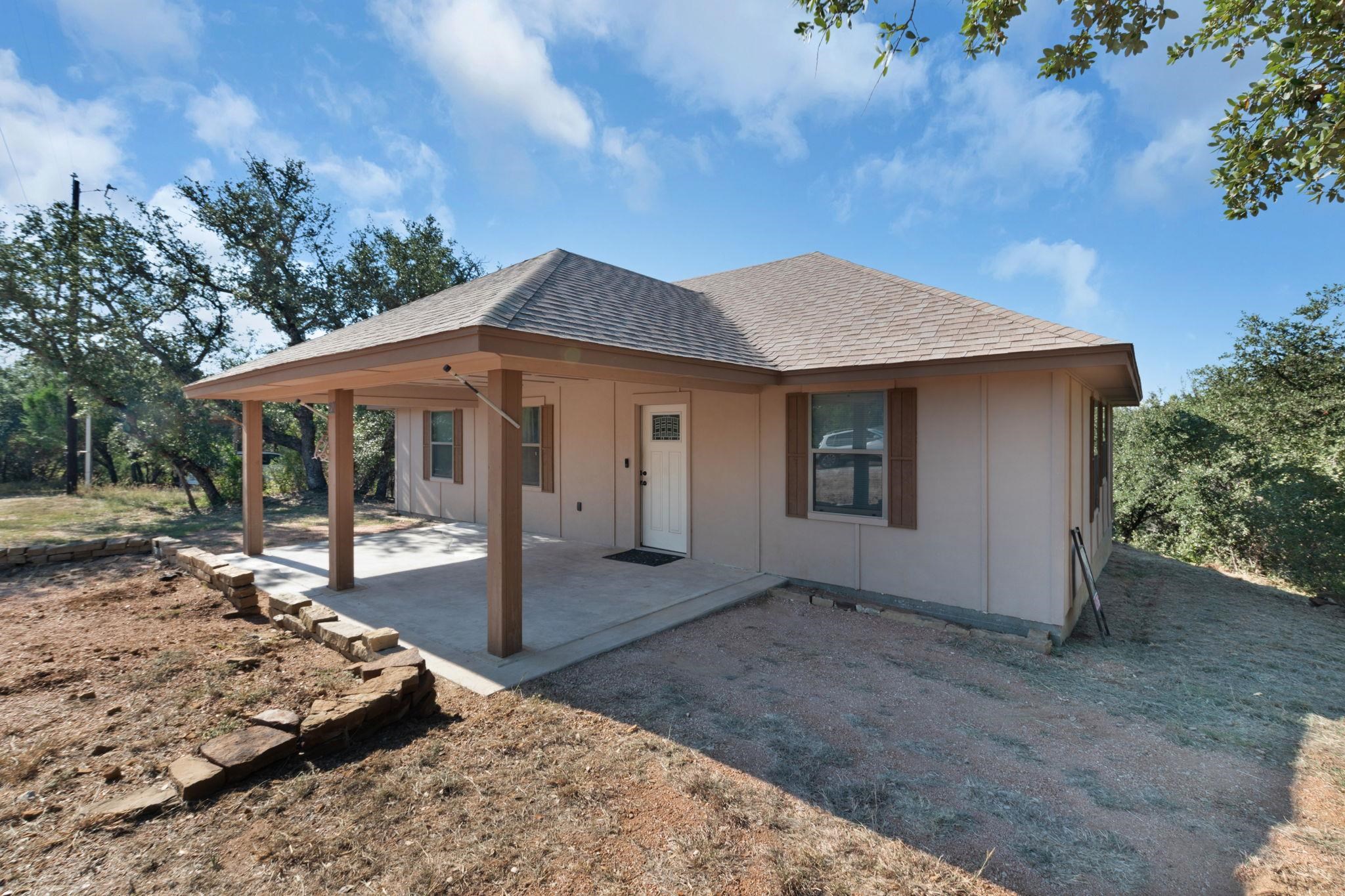 211 Crestview, Burnet