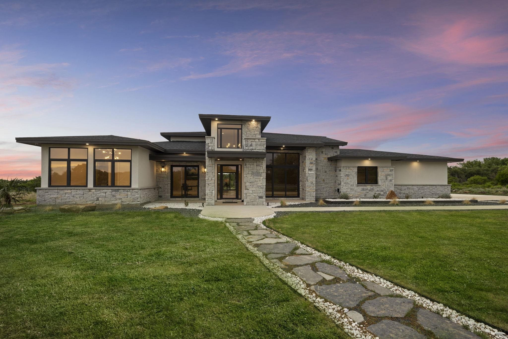 368 Indian, Round Mountain