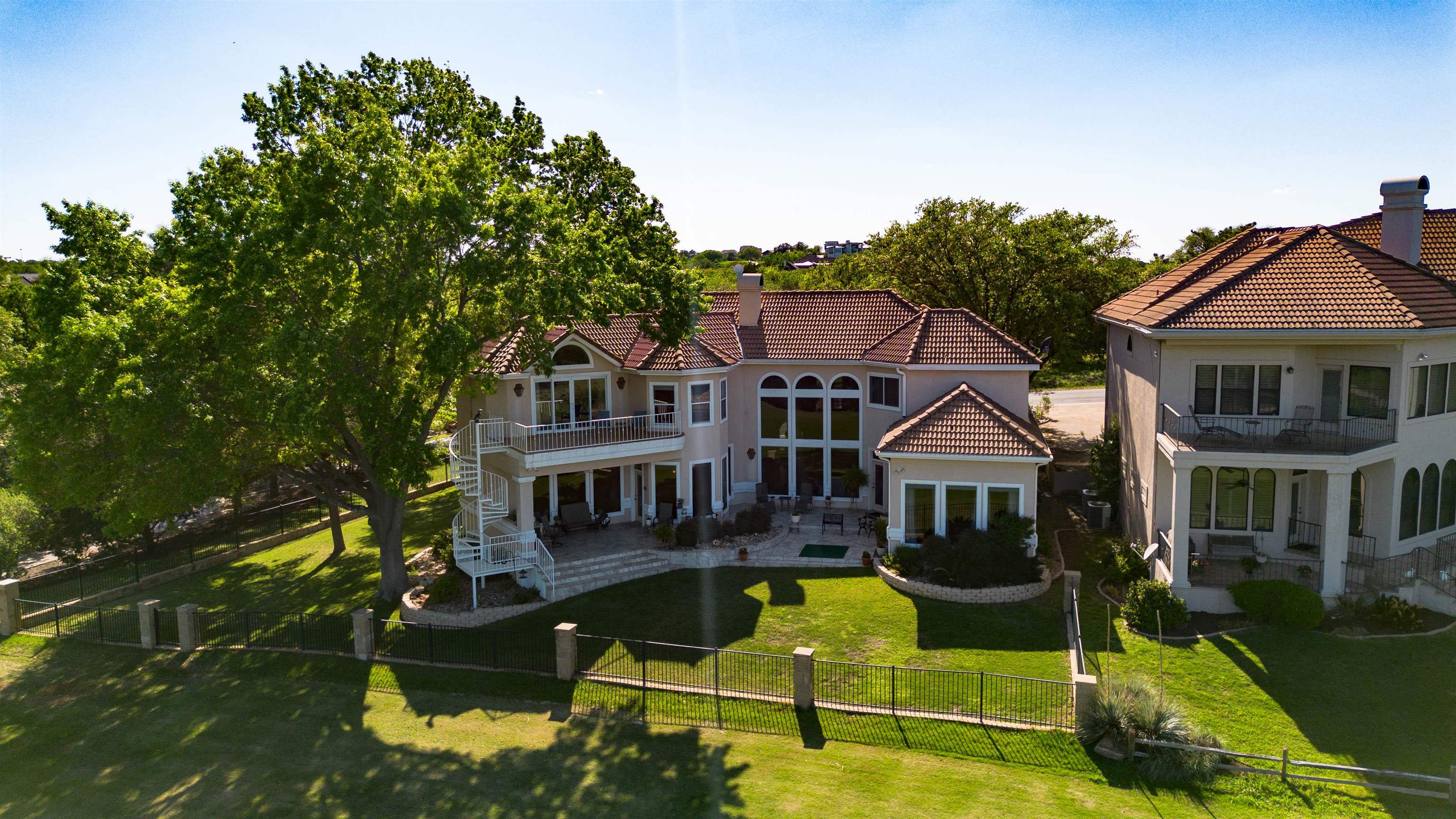 1015 Mountain Leather, Horseshoe Bay