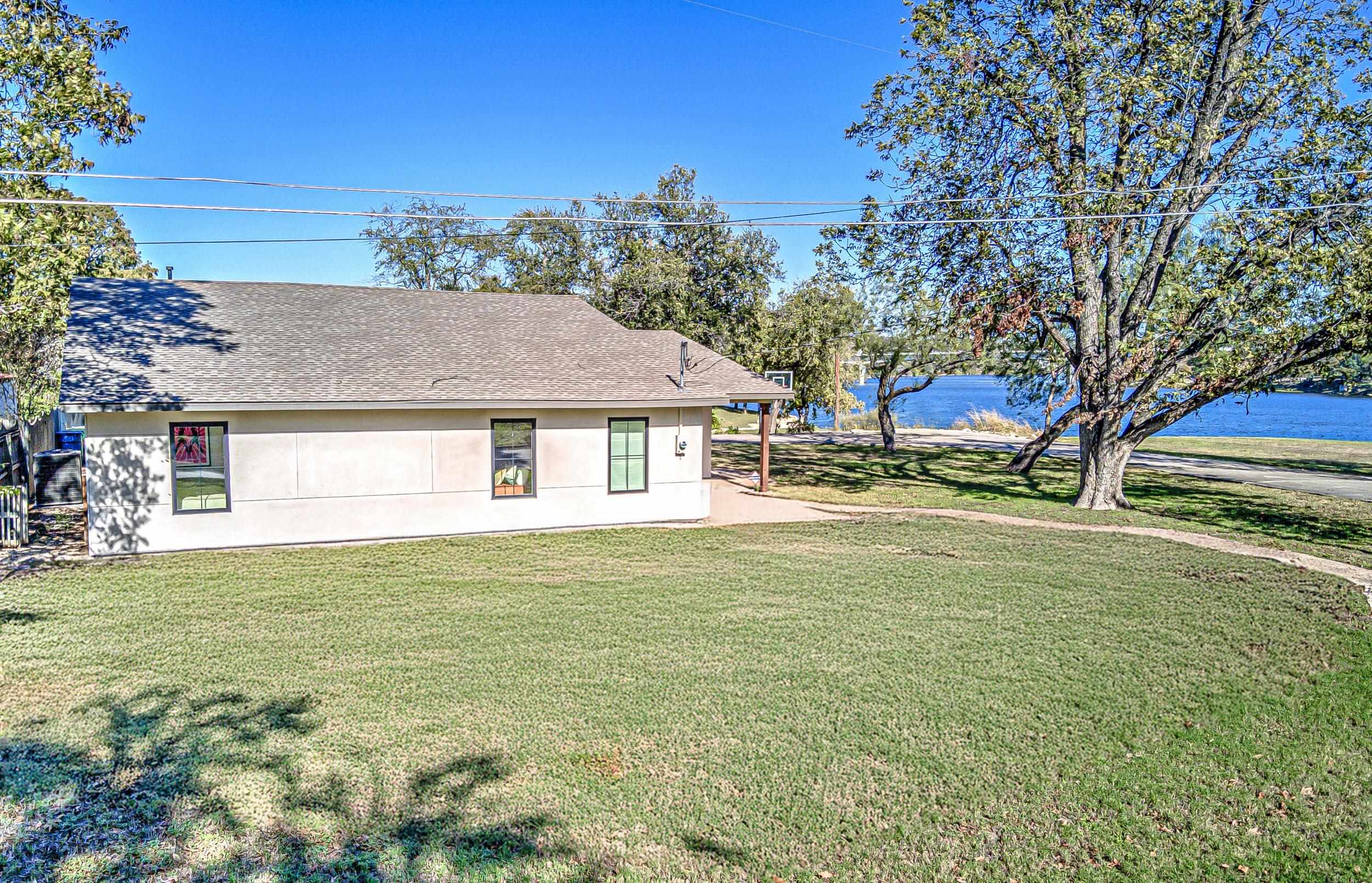 500 Lakeshore, Marble Falls