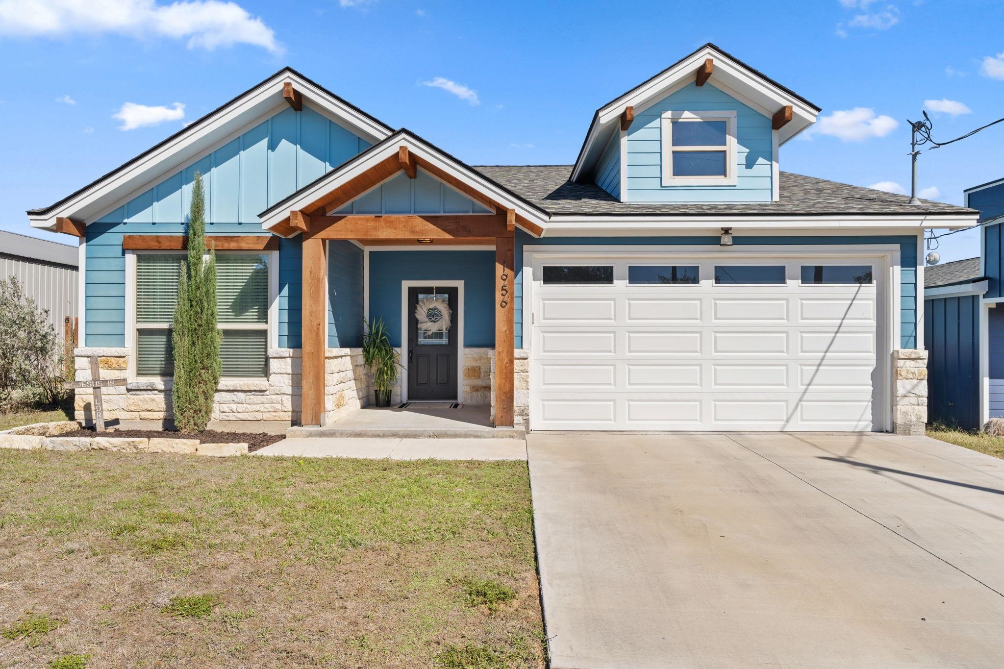 1956 Greenwood Ln, Kingsland