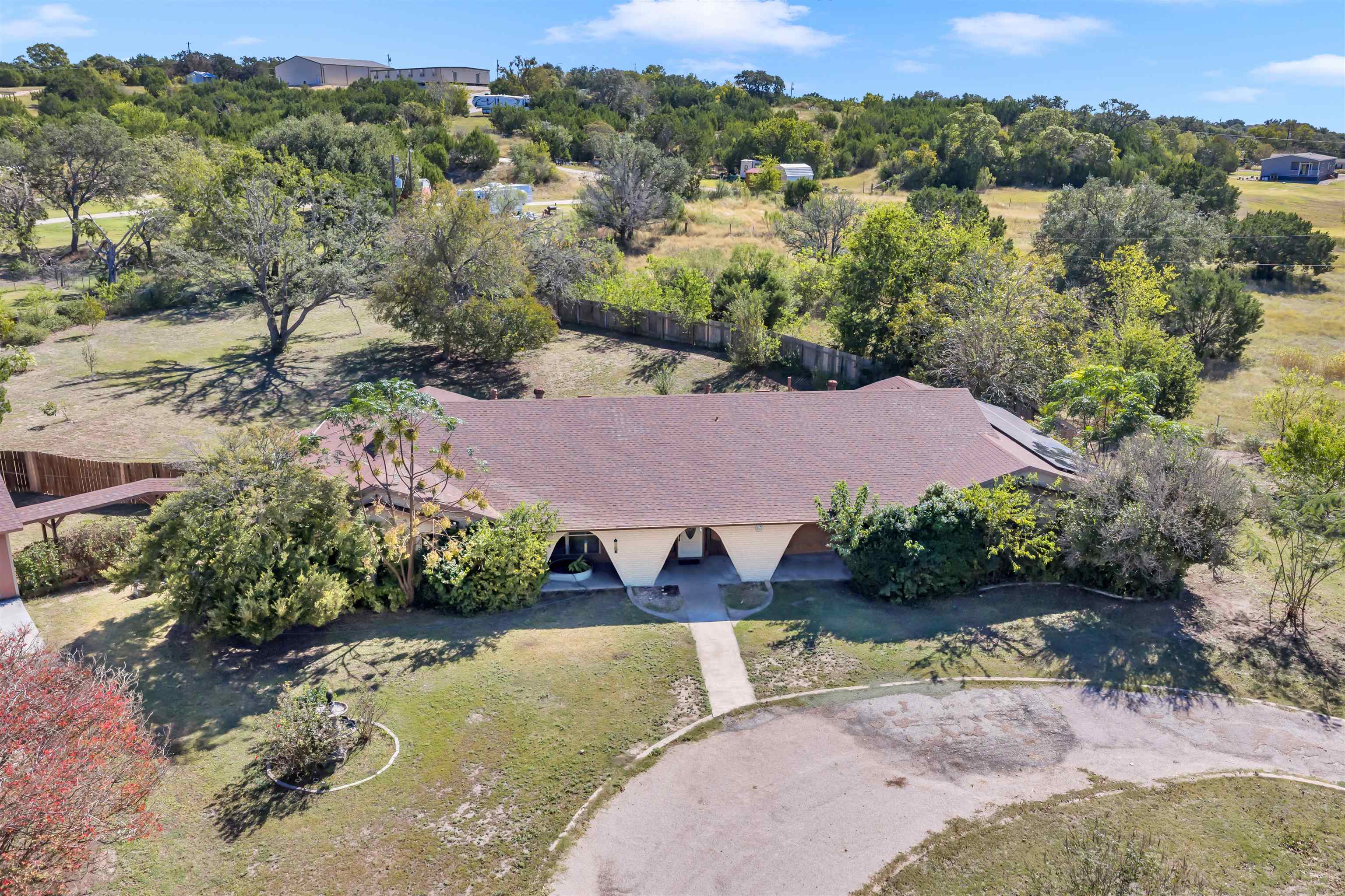 313 Geneva Ln, Burnet