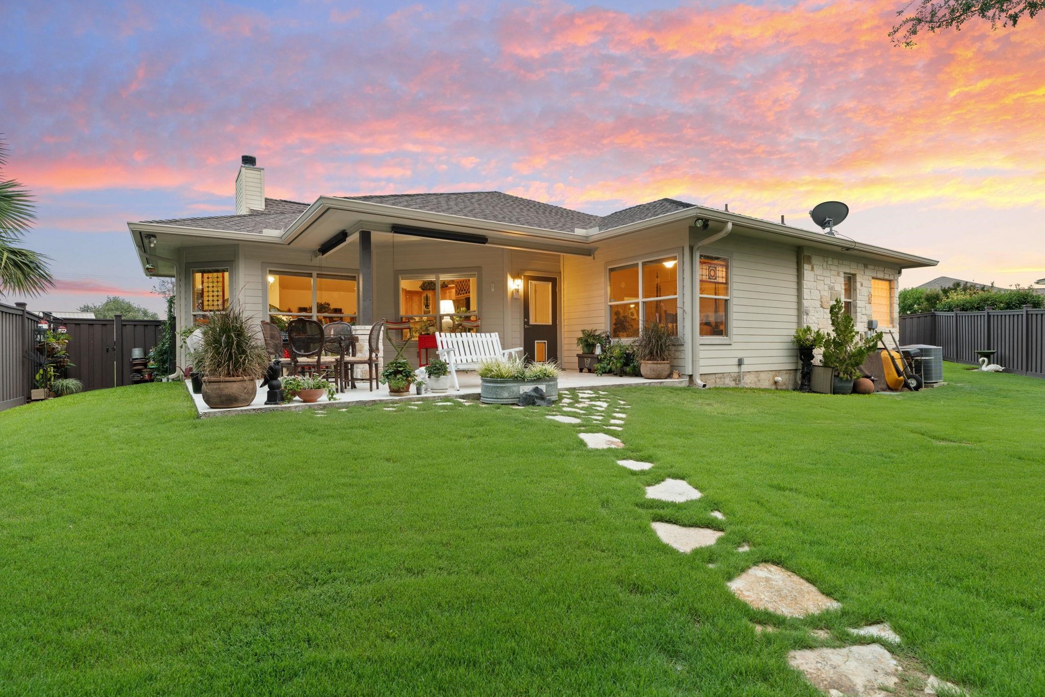 813 Lacey Oak, Marble Falls