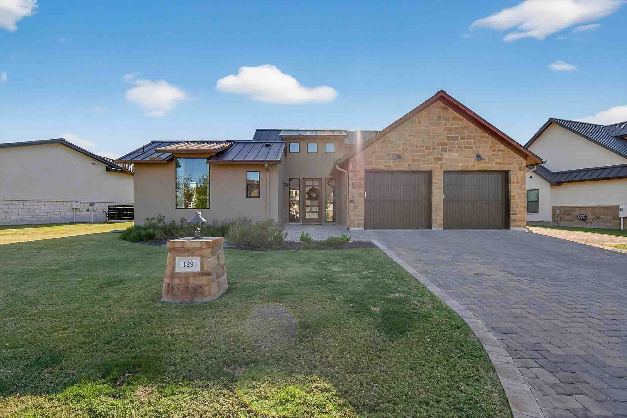 129 Azalea, Horseshoe Bay