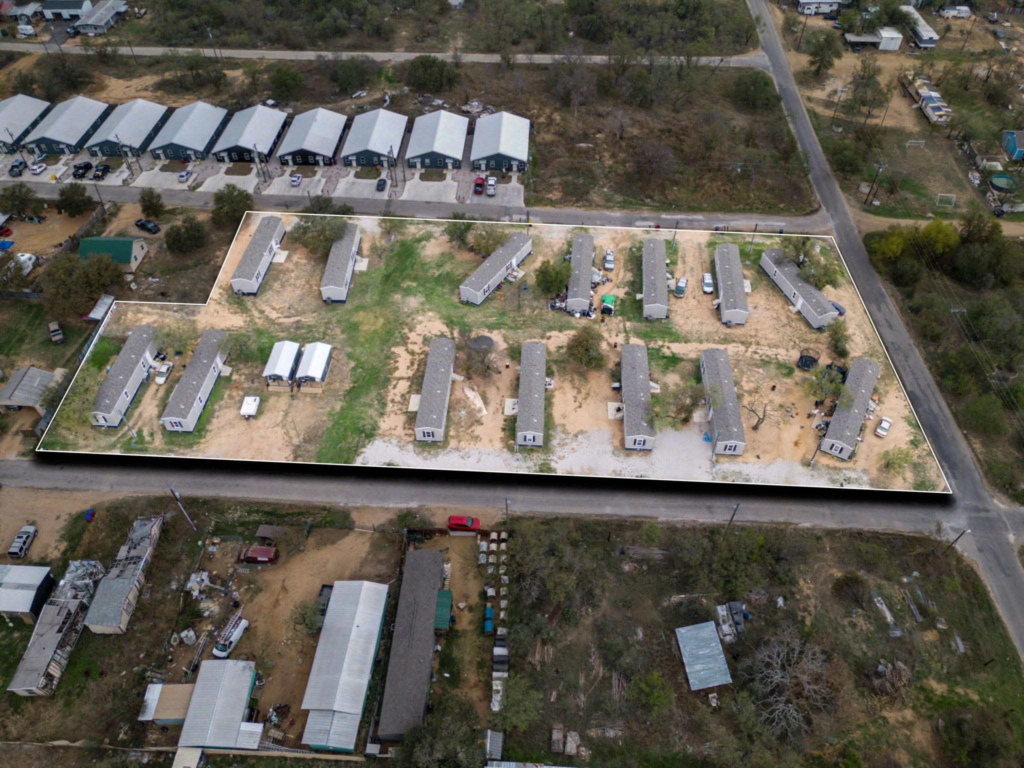 1-16 Odessa, Kingsland