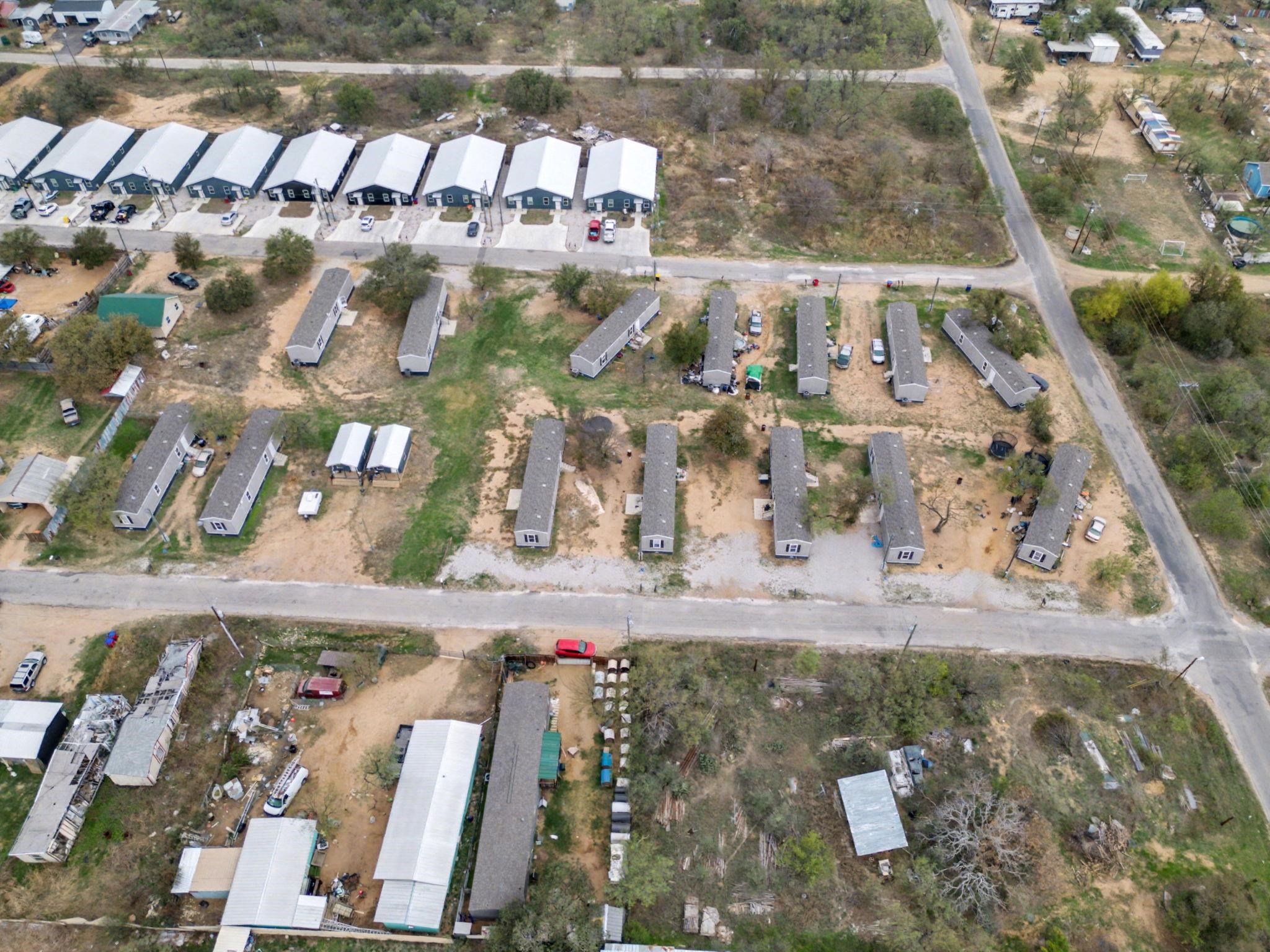 1-16 Odessa, Kingsland