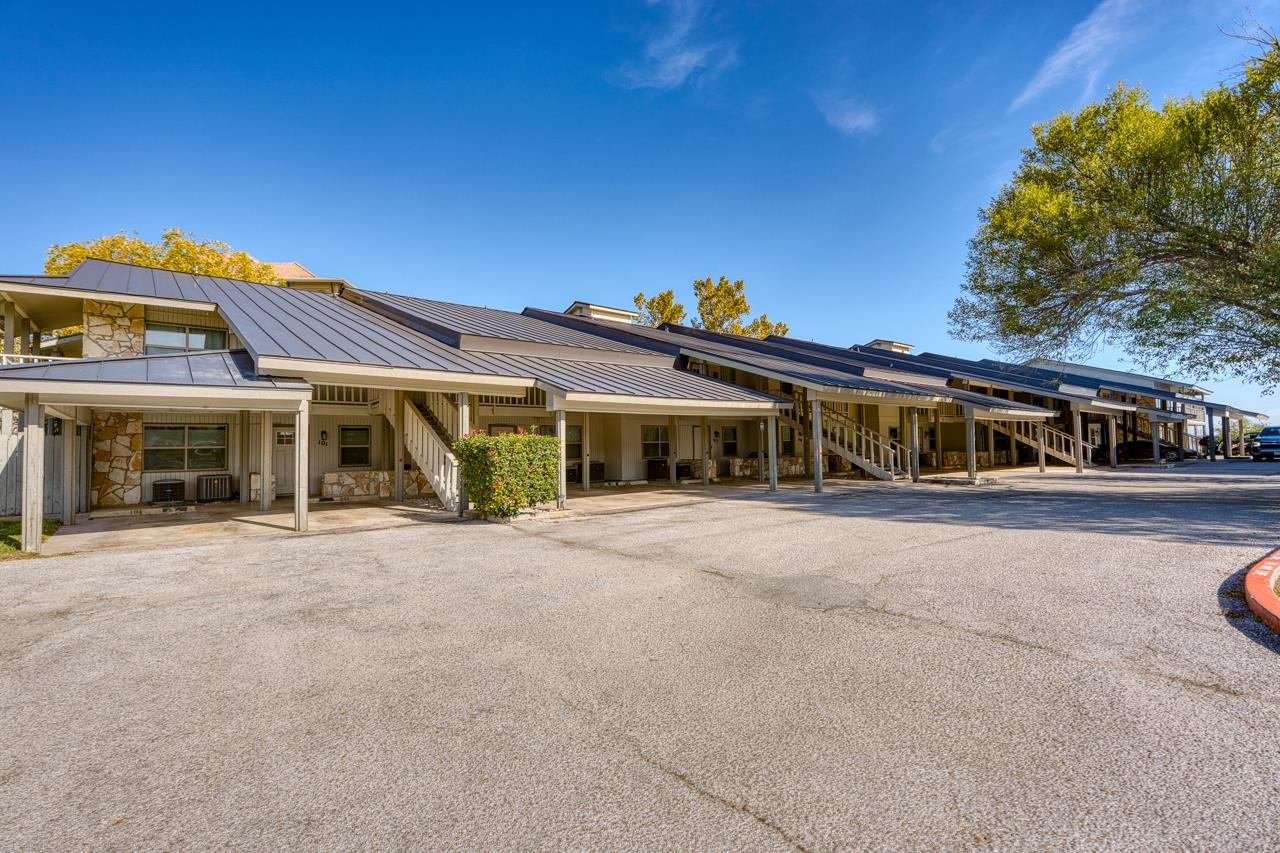 104 Cove East #207, Horseshoe Bay