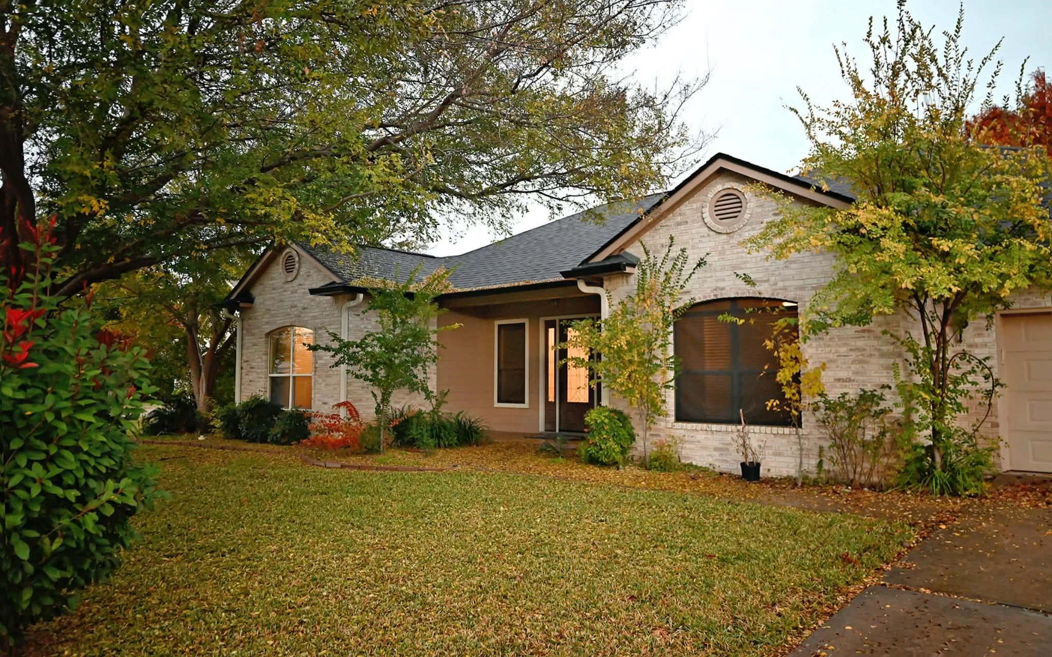 87 Firestone Place, Meadowlakes