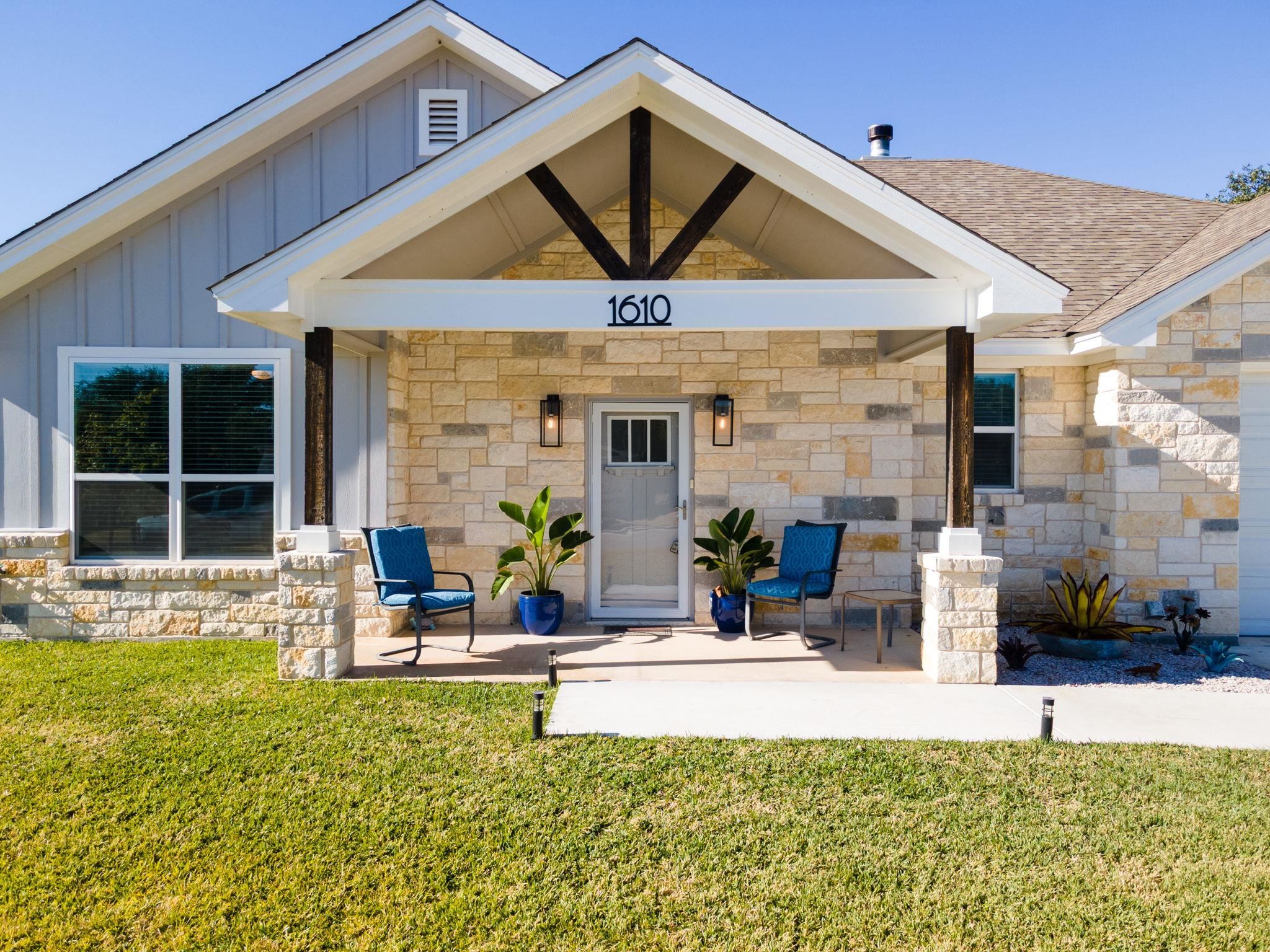 1610 Badger Lane, Lampasas