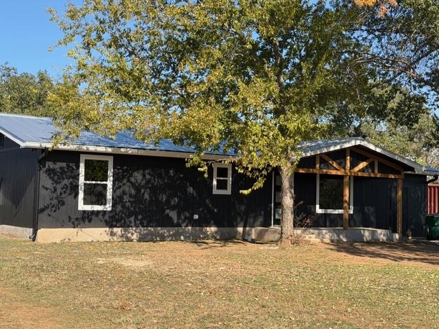 903 FLAG CREEK DR., Llano