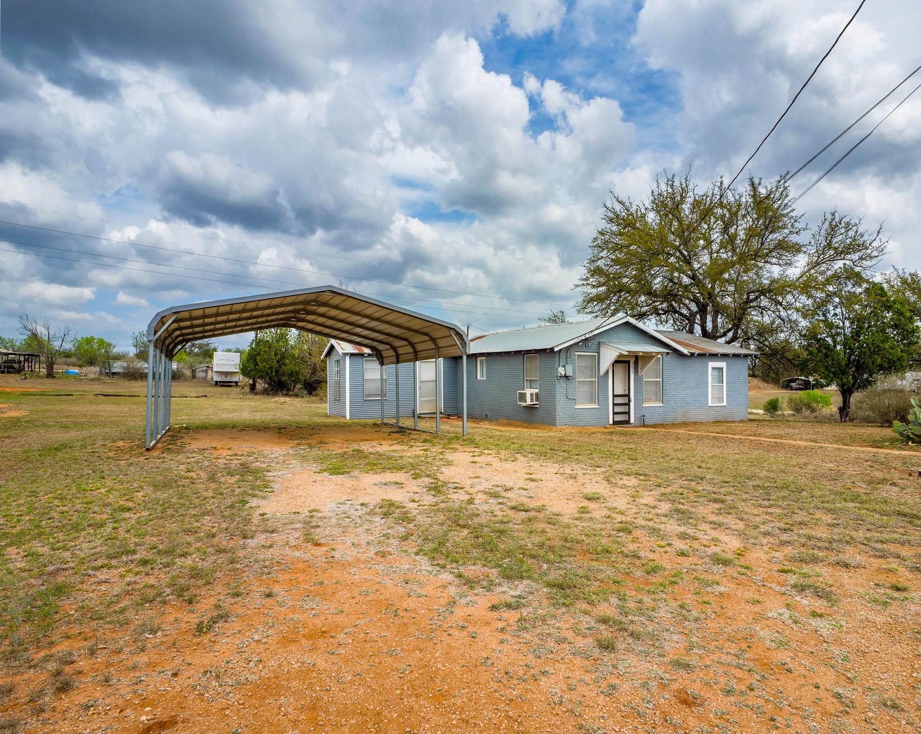 509 Austin St, Llano