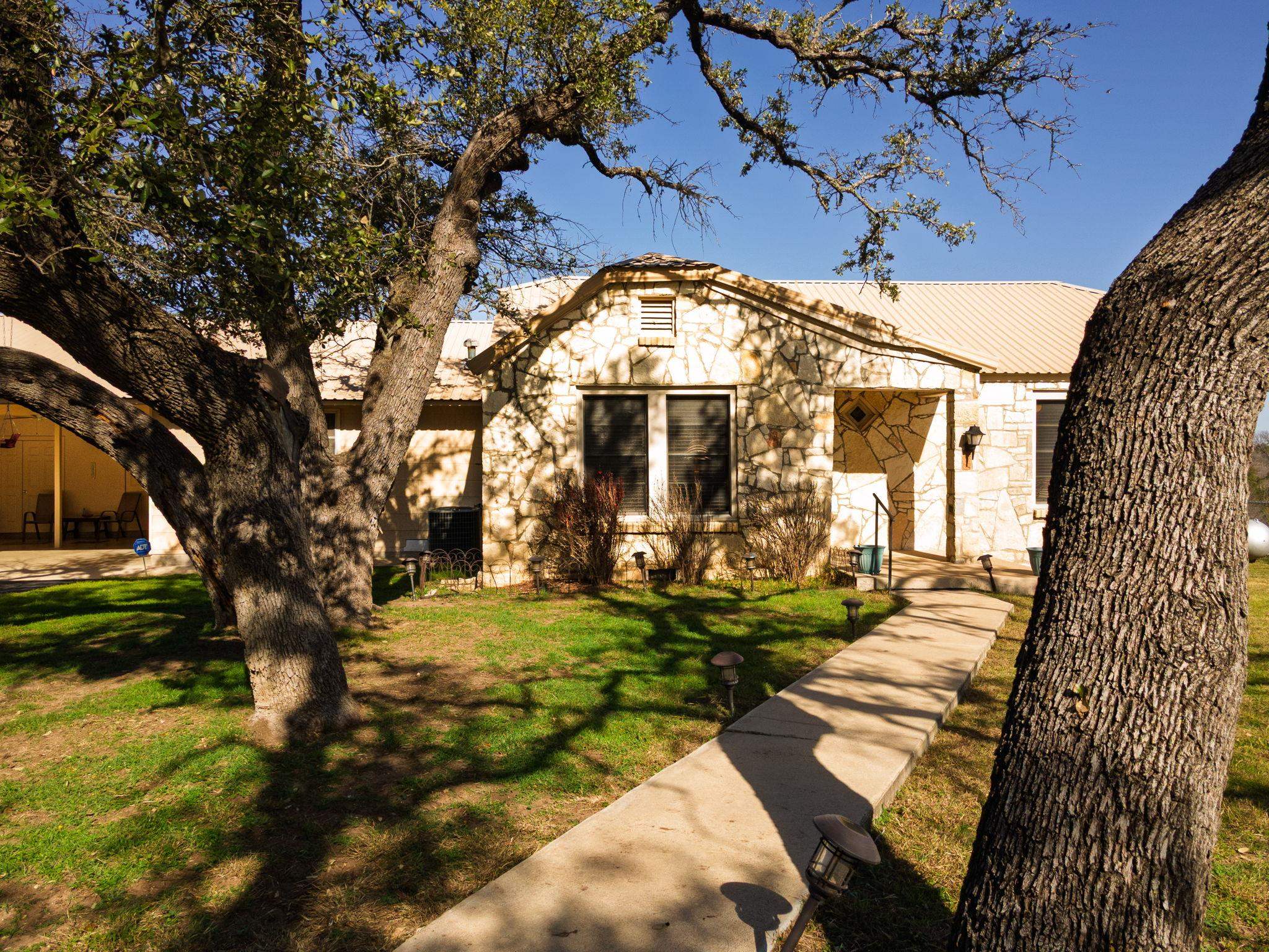 1003 N.Ridge St., Lampasas