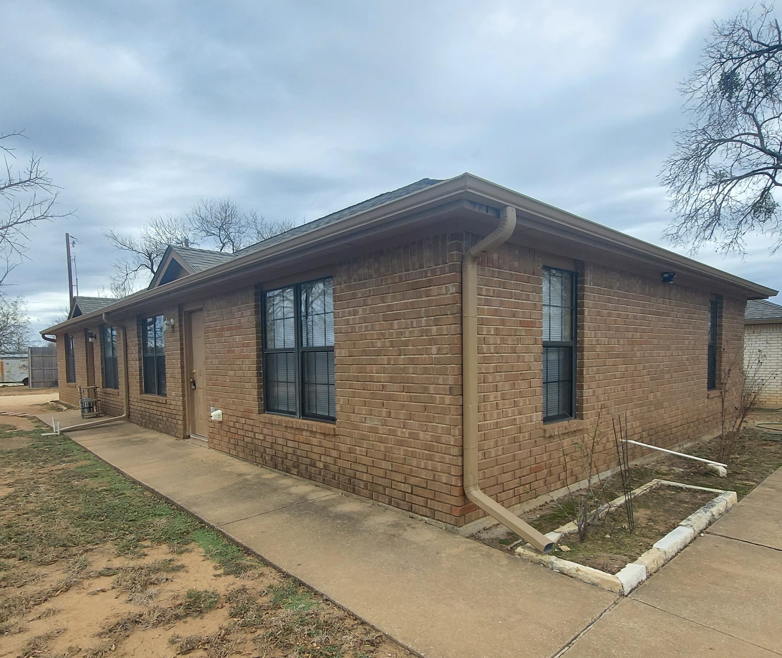 411 Ave S, Marble Falls