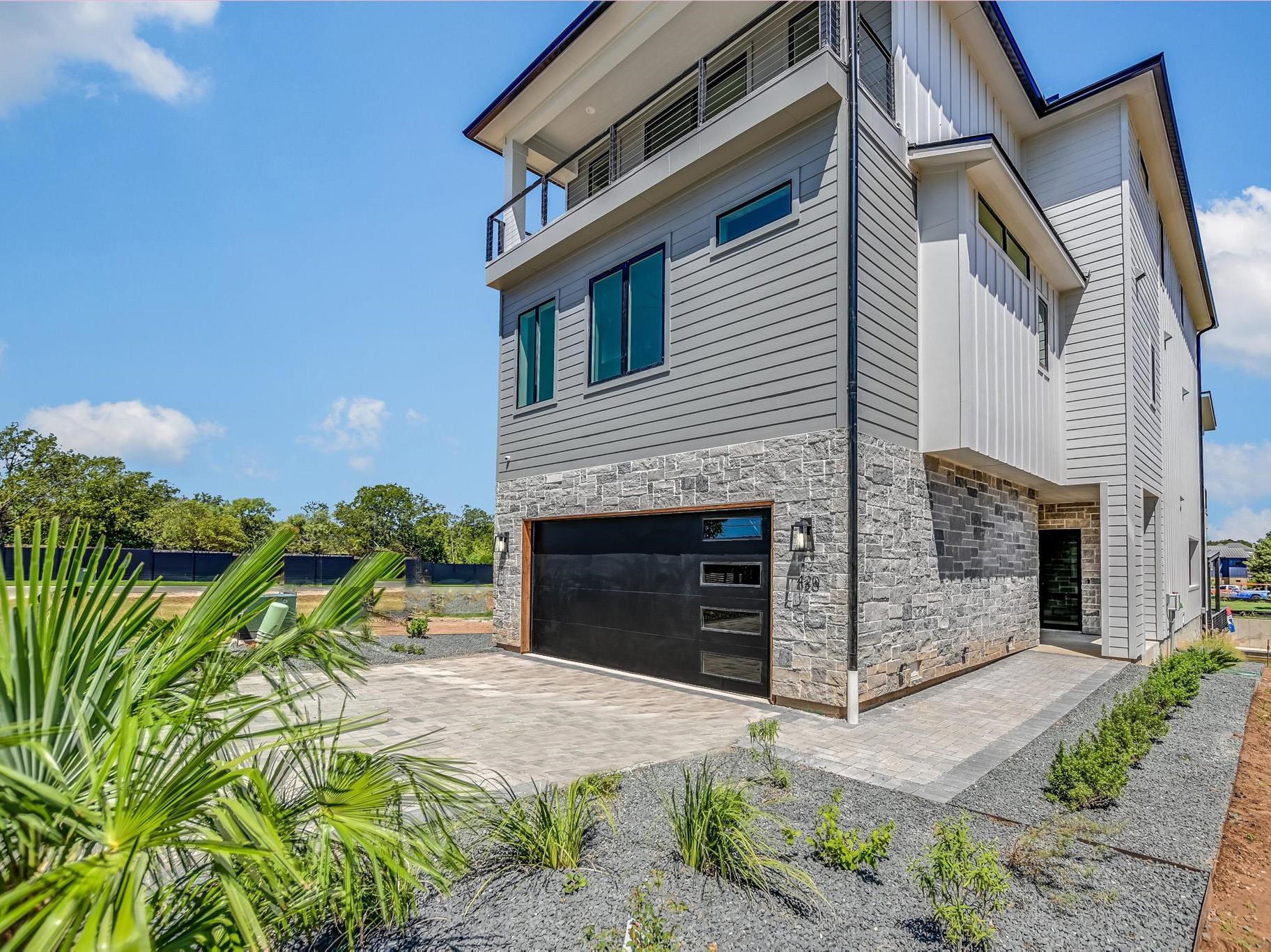 420 Lake St., Kingsland