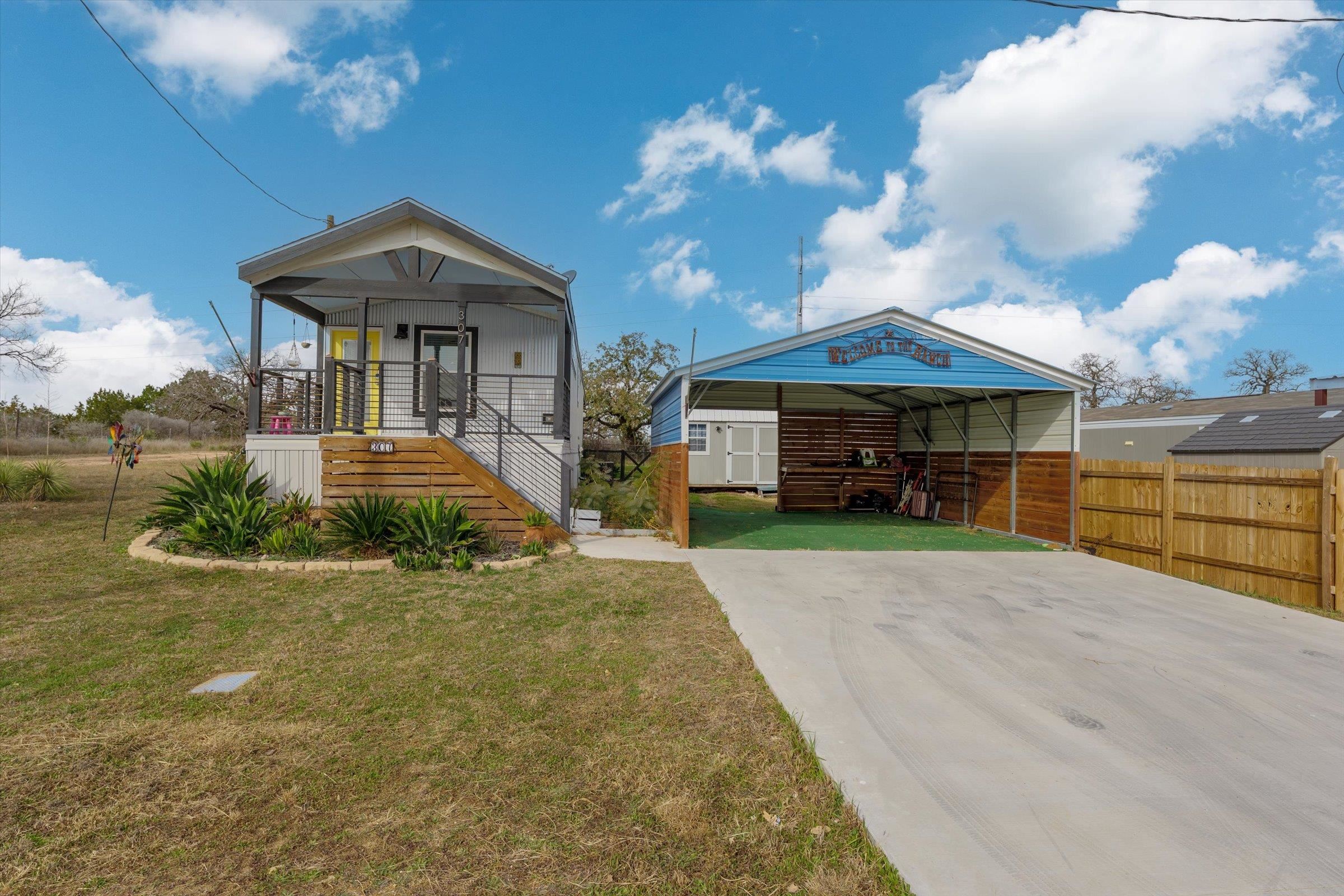 307 Lnb, Buchanan Dam