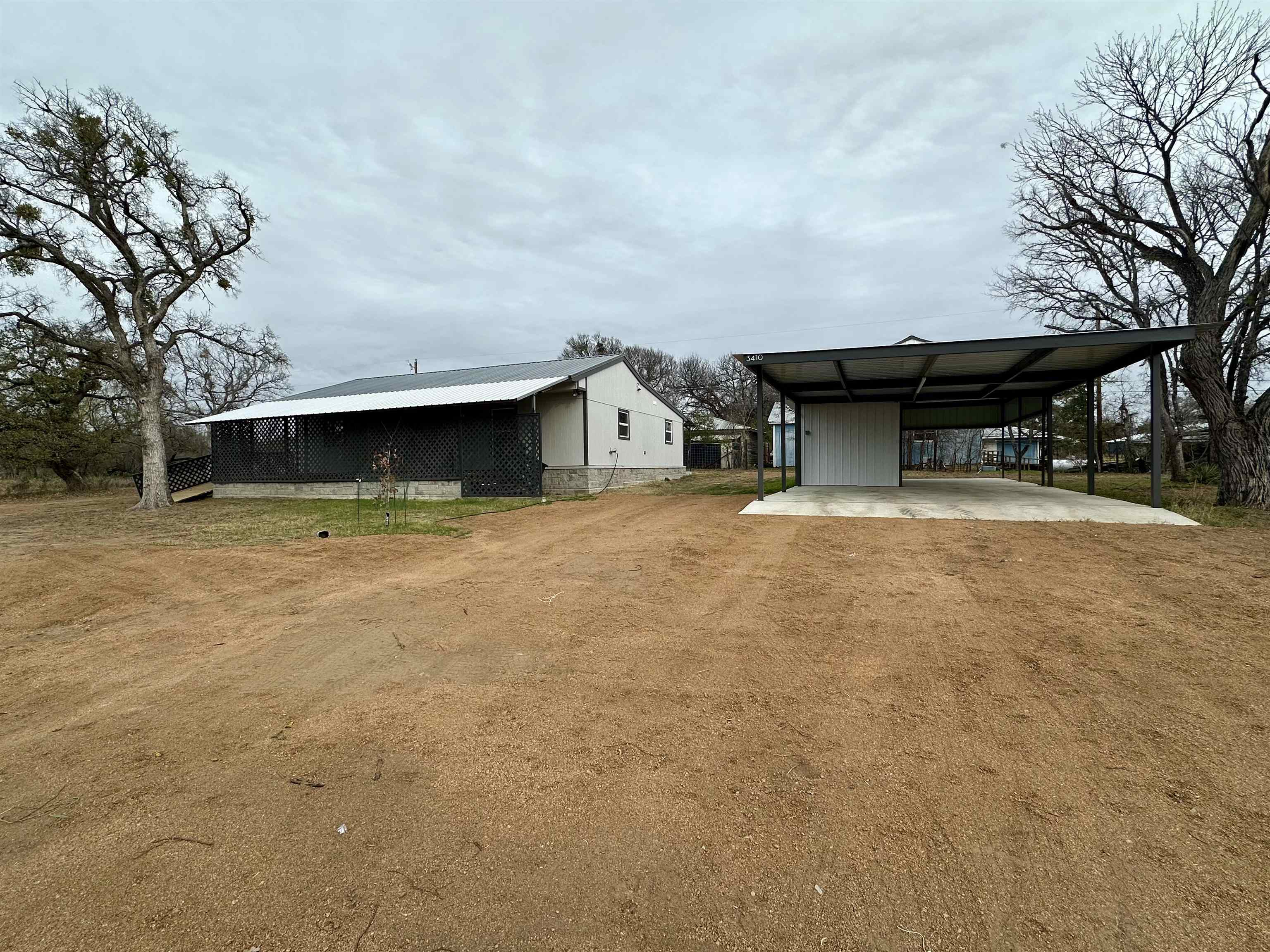 3410 Cactus, Kingsland