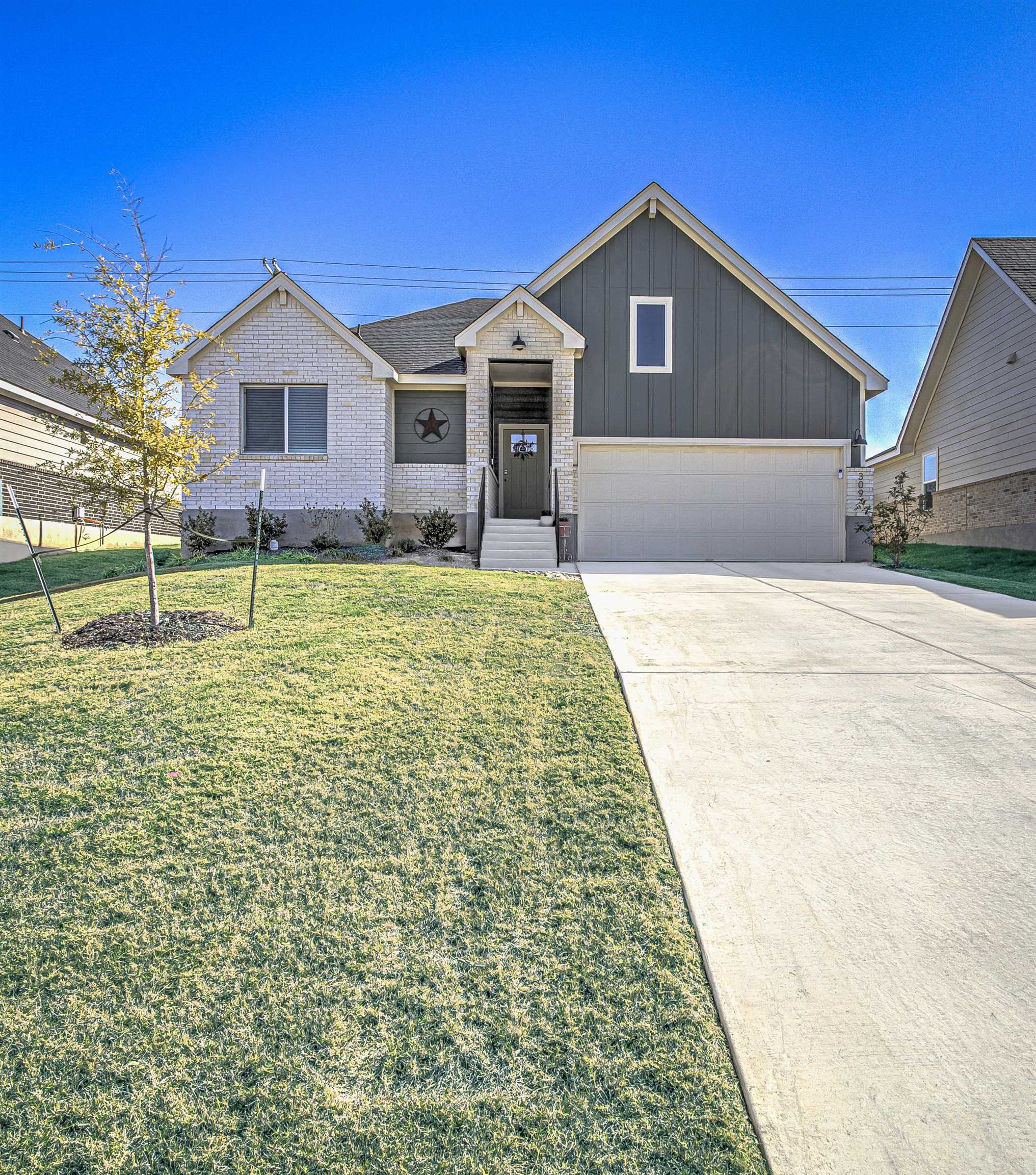 309 Lone Cedar, Marble Falls