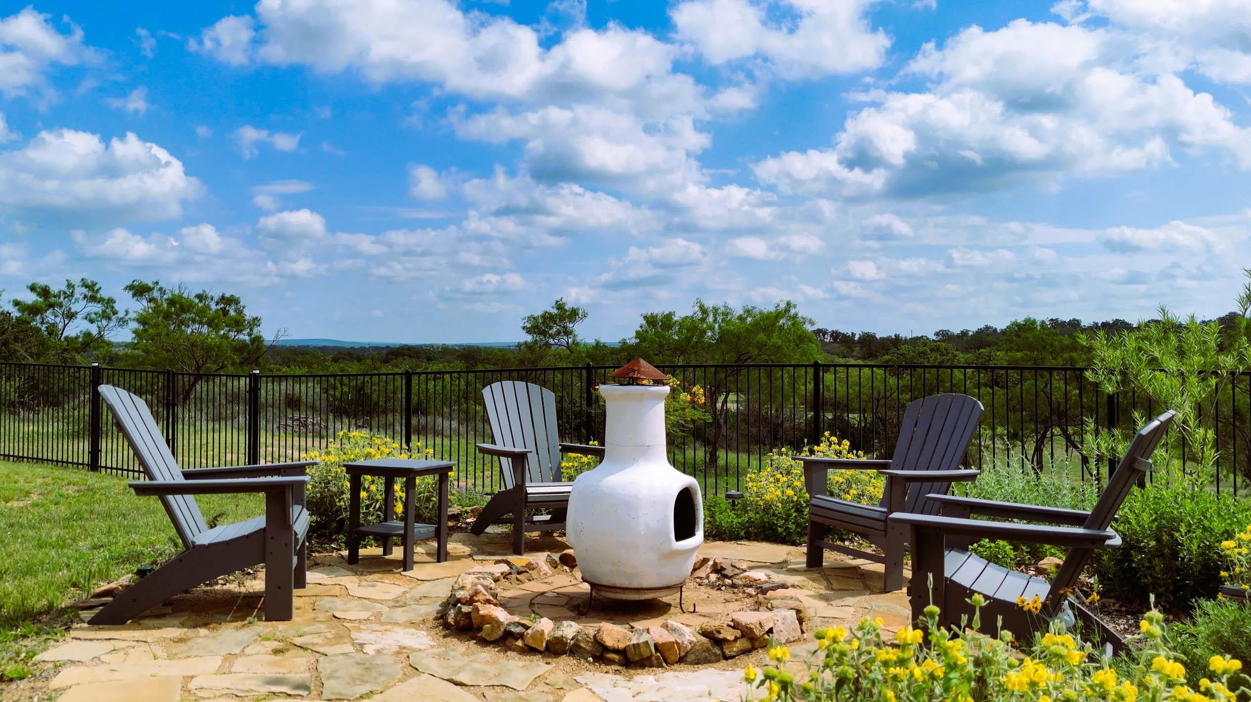 171 County Road 117, Llano