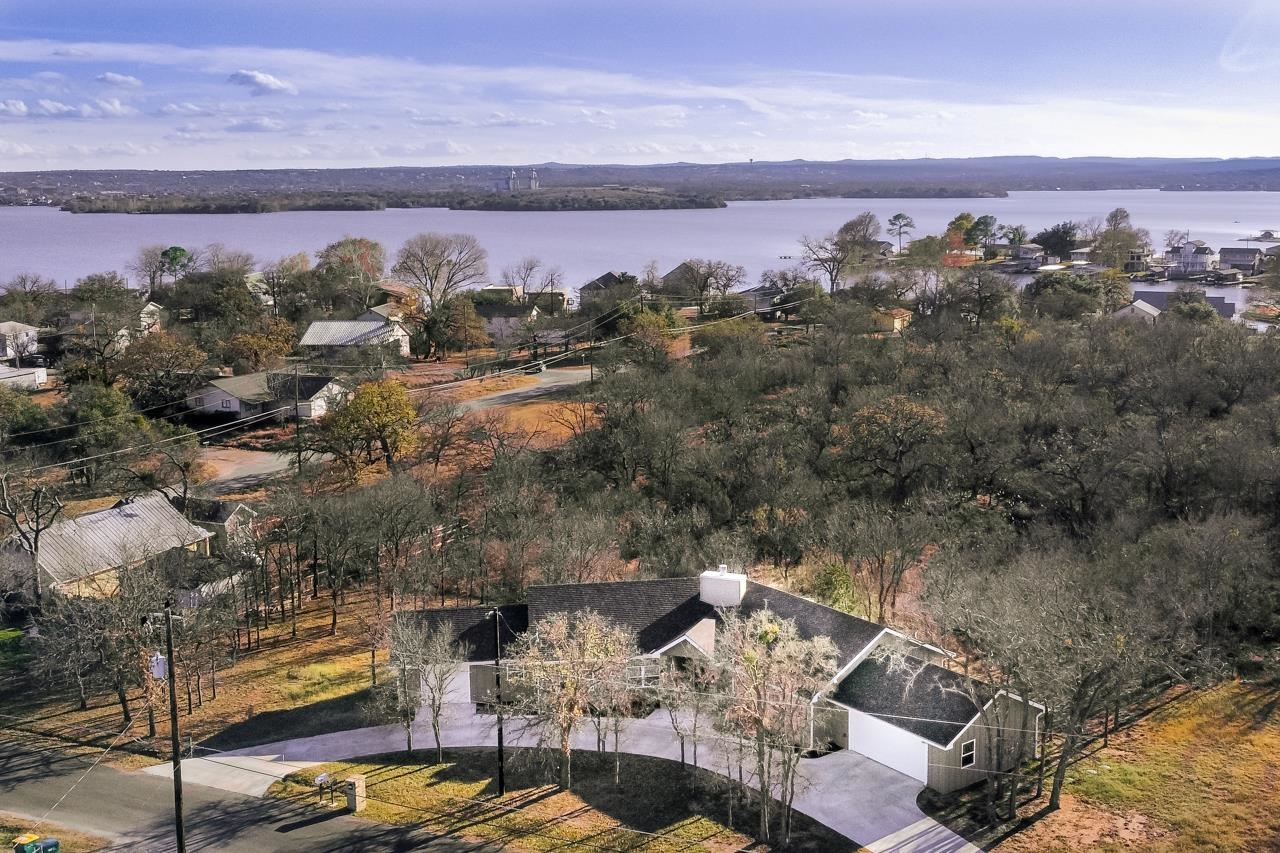 518 Bluebriar, Granite Shoals