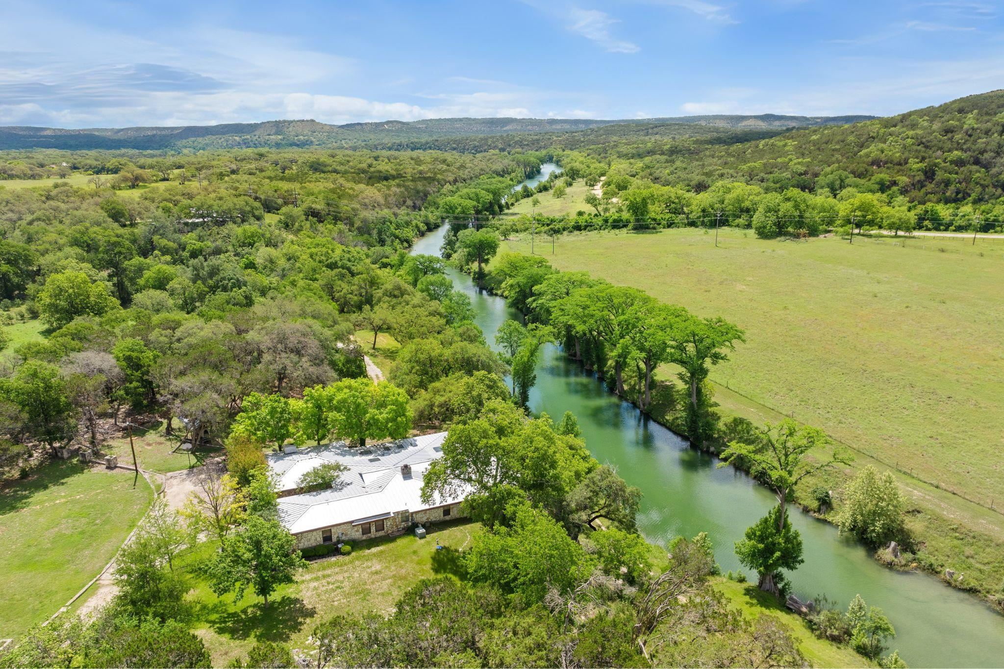 4711 Wayside, Wimberley