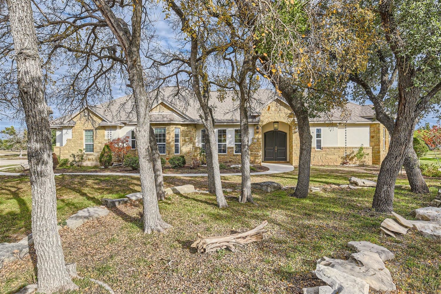 113 Vista View Trail, Spicewood