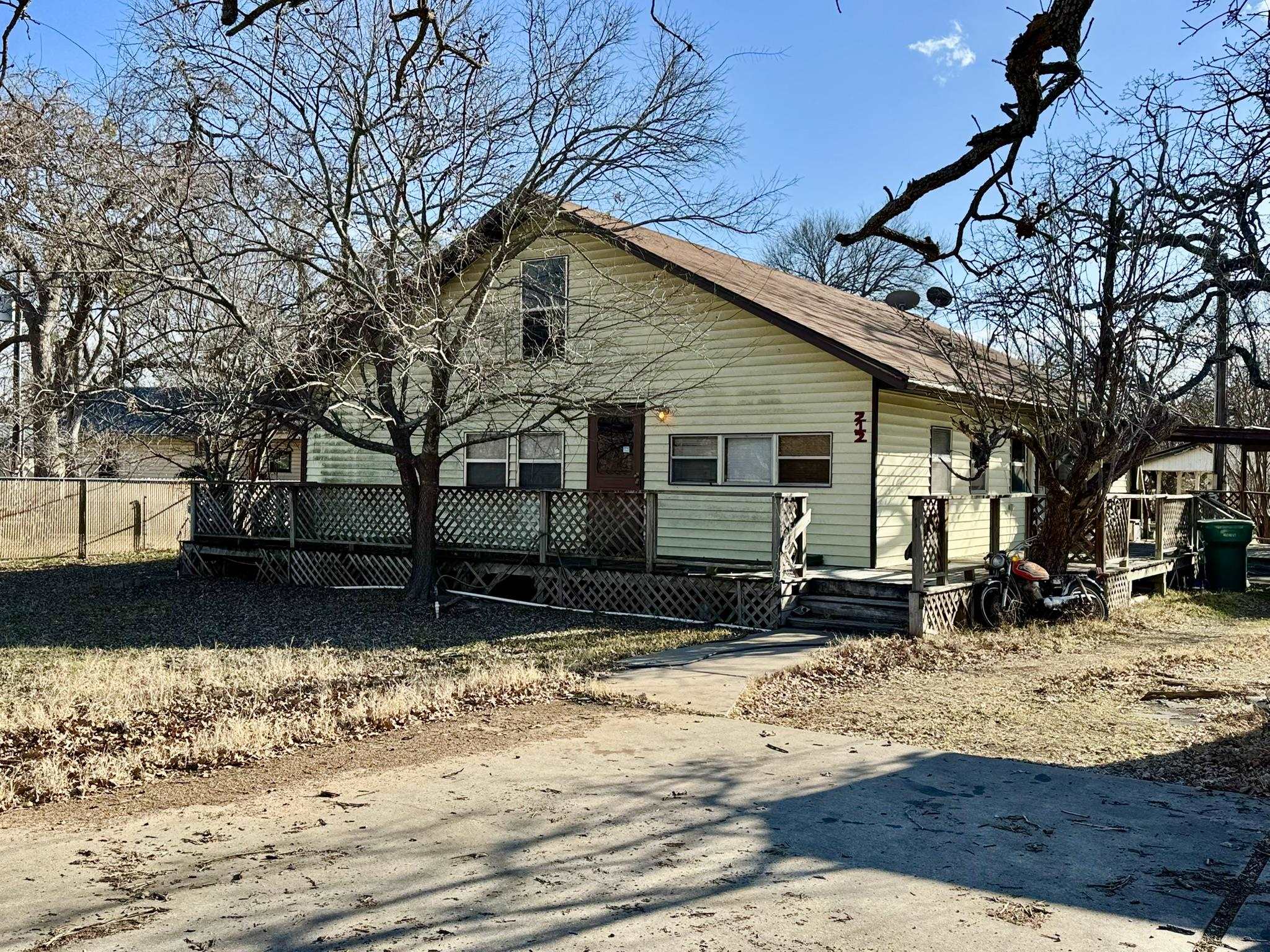 212 E Castleberry Dr., Granite Shoals