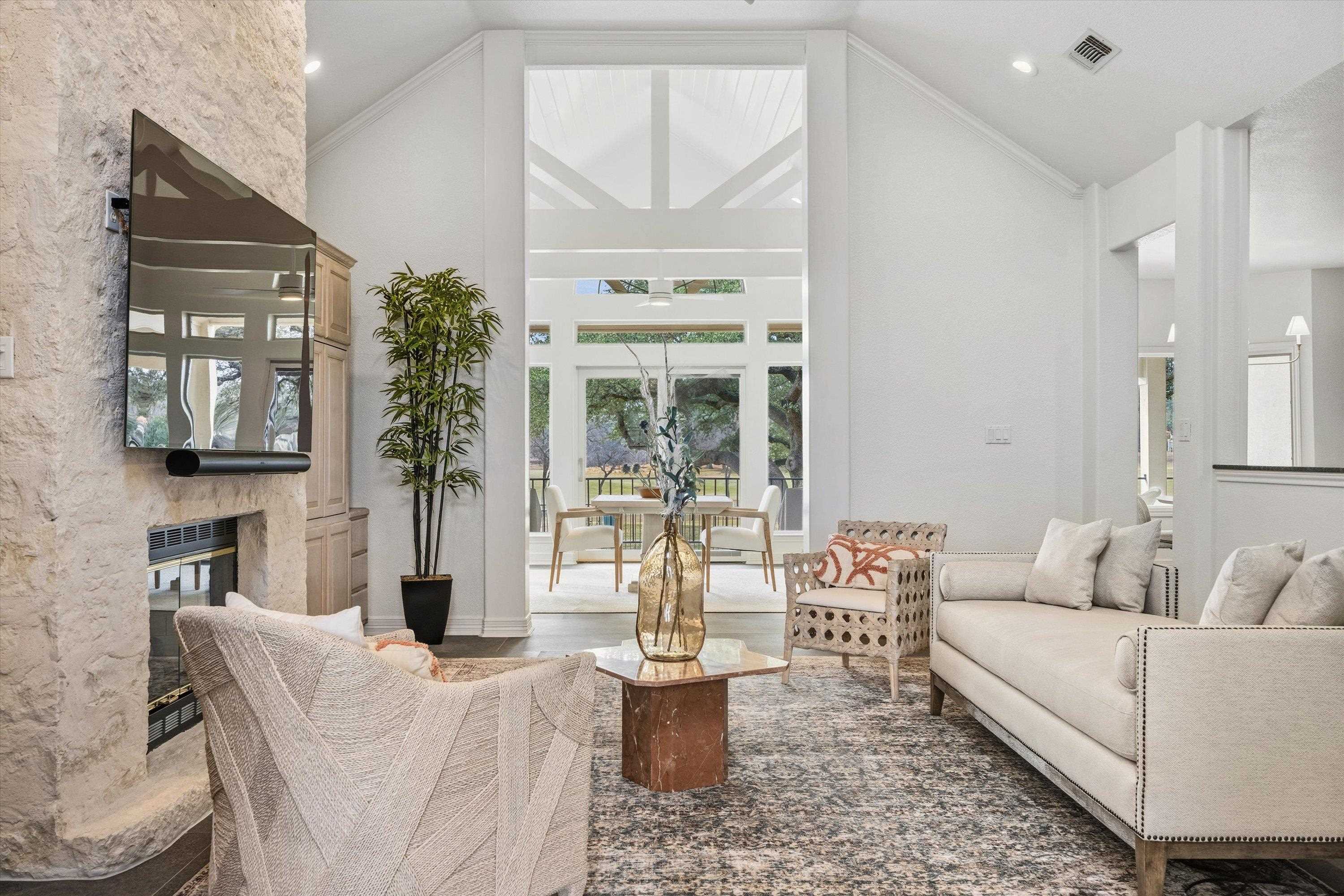 700 Shadow Hill, Horseshoe Bay