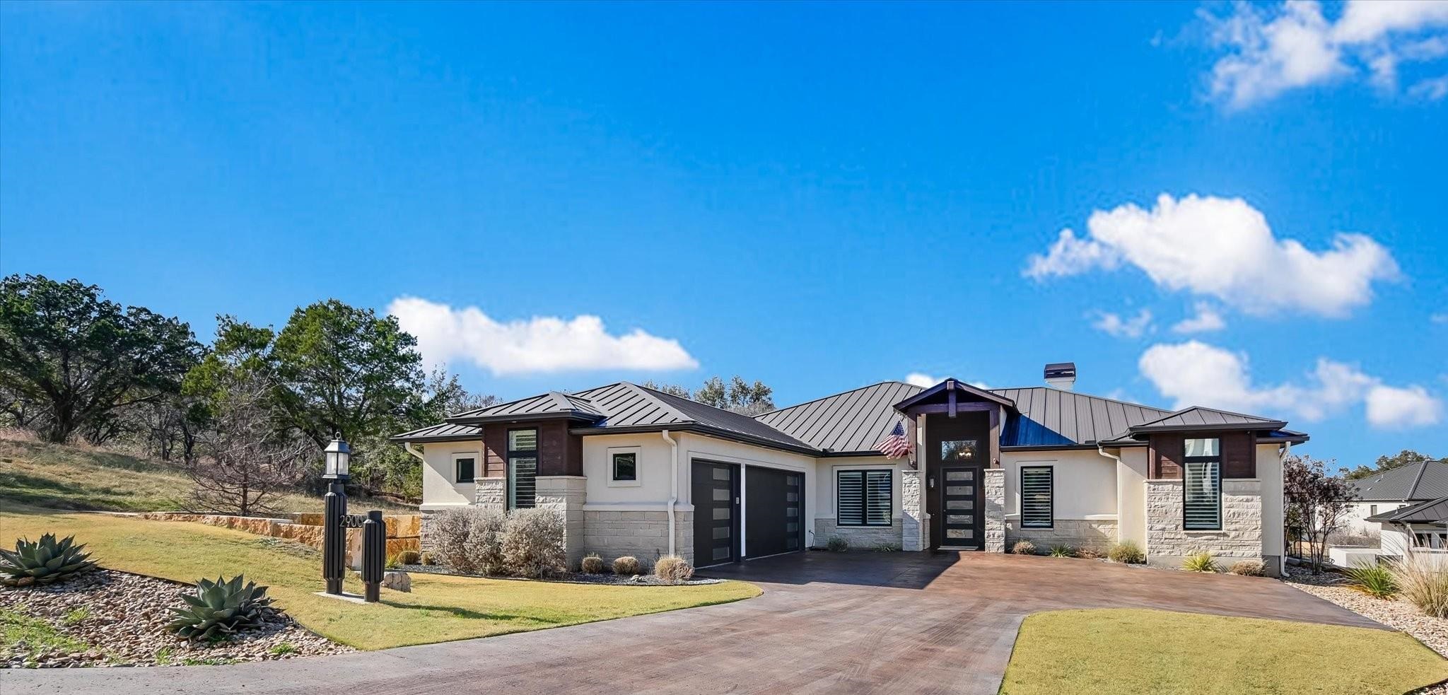 2900 Bay West, Horseshoe Bay