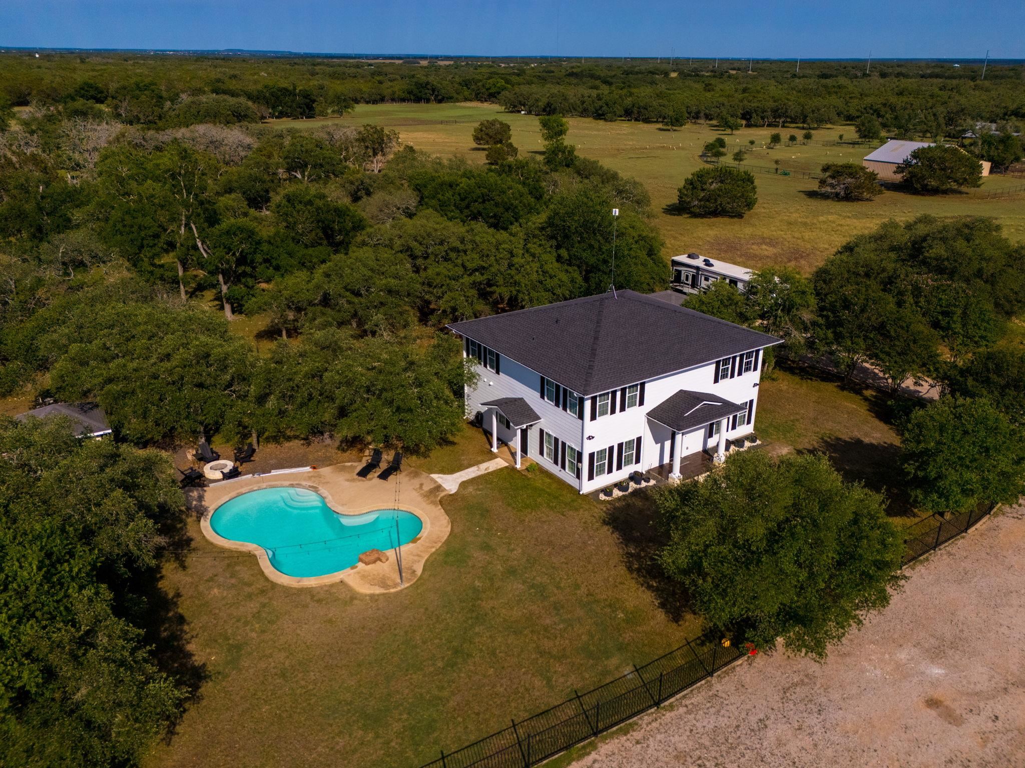 1185 County Road 258, Bertram