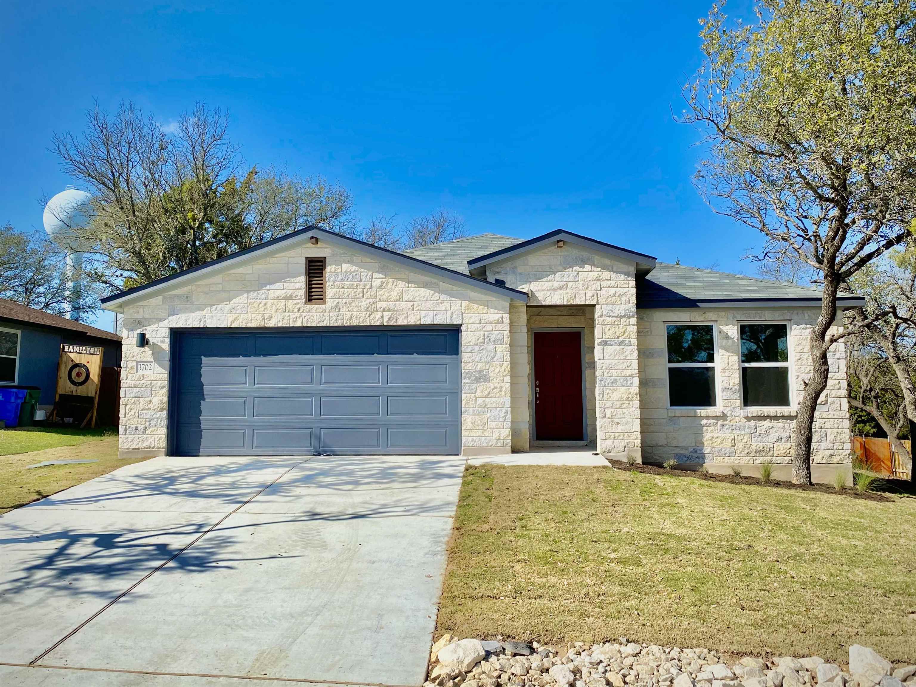 3702 Austin, Lago Vista